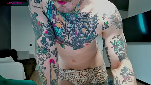 white_King9999 webcam