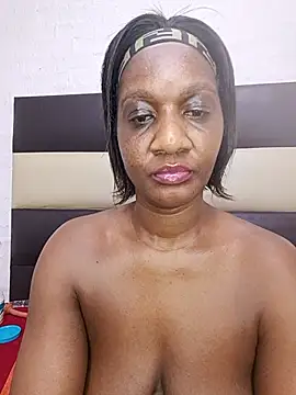 BLACKGODDESS78 webcam
