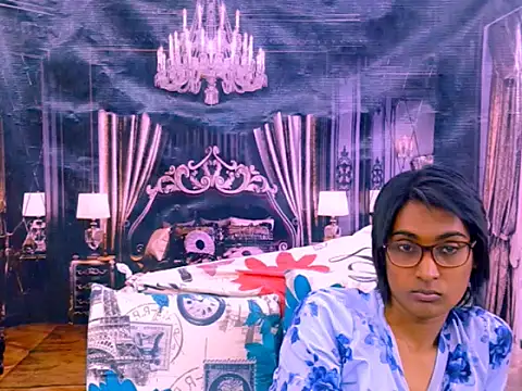 IndianRebel4u2Luv webcam