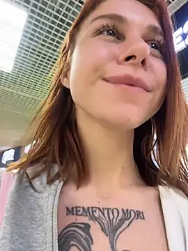 rosiesecret (F young) - drool on naked boob t tity fuck close up