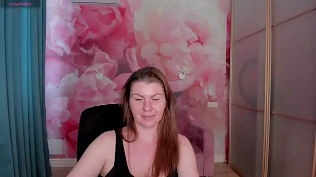 LunaKissesx webcam