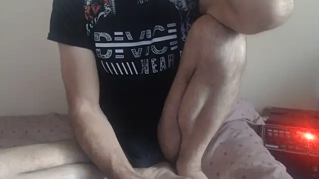 yvesstorm1 webcam