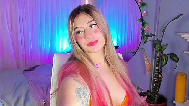tiffany_becker webcam
