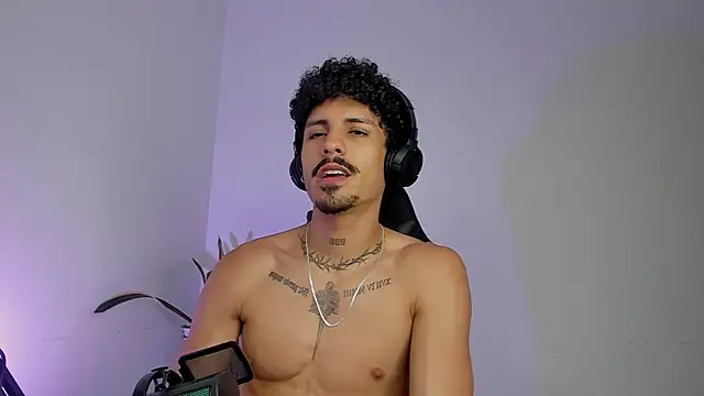 Lukeetaylor webcam