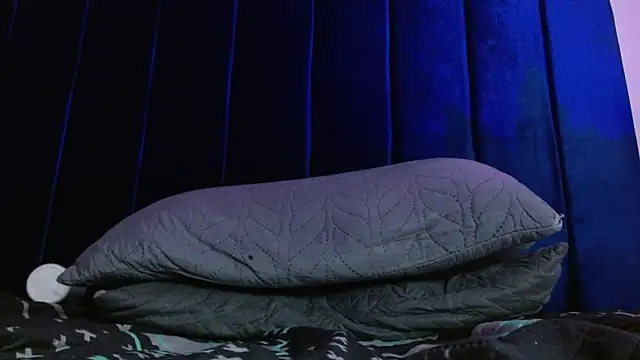 valeri_sotoo webcam