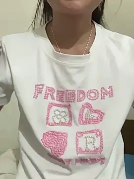 Mimi_pussy webcam