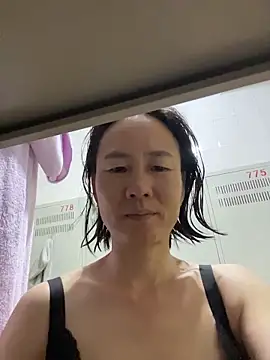lilysister66 webcam
