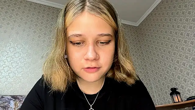 HildeConery webcam