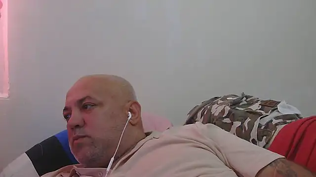 husoizmir live cam on StripChat