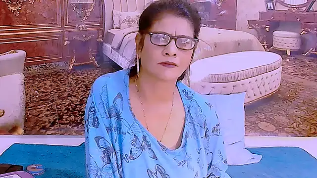 IndianAllure webcam
