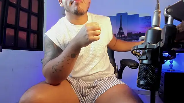 Naughty_Charly webcam