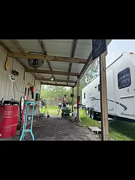 BootsAndCountry webcam