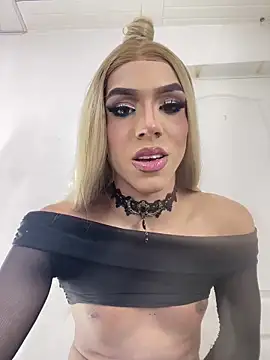 briana_sex32 webcam