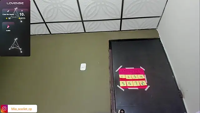 Mia_scarlet69 webcam