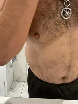 CloudyMuscleBeefy webcam