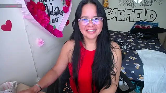on line chat Miss Kendra 