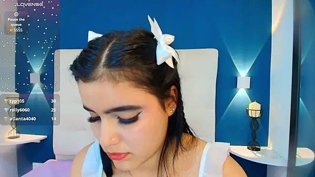 MiaaCarter_ webcam
