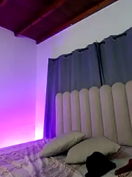 bahiya_aziz webcam