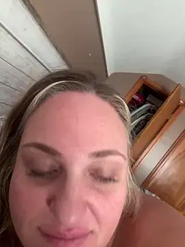 1SexyQueen webcam