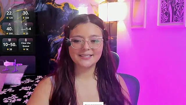 Miss_Kloee webcam