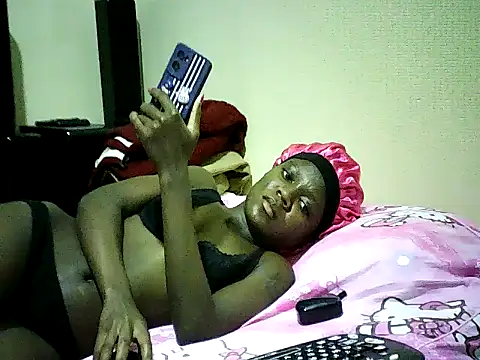 cutefox_ebony webcam