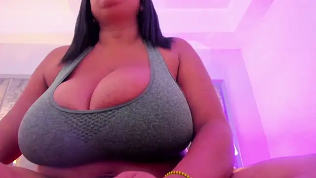 Ciara_Benet webcam