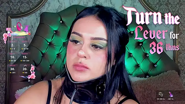 SoffiQueen webcam