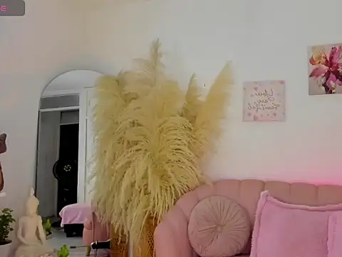 bruneettklaryss - Bruneettklaryss's free webcam - UK Sex Cams