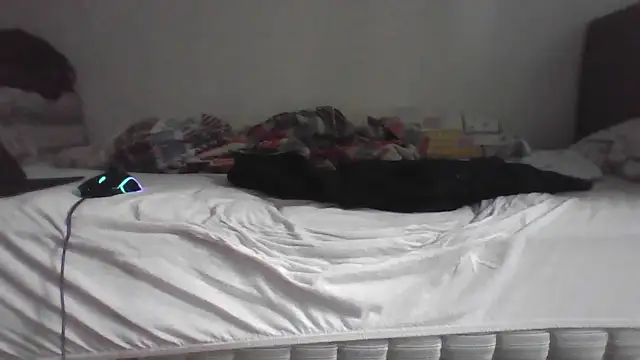 HotwifeAvcisiOlgunAdam webcam