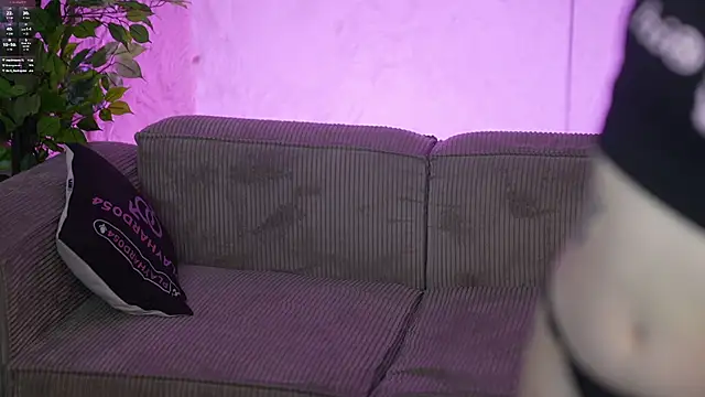 Selena_Glow webcam