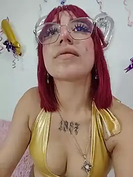 Kitty_Melodi webcam