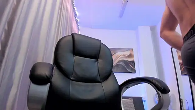 Tommas_Jhonson webcam