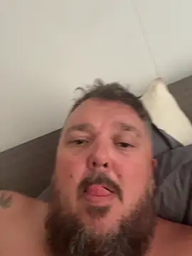 TatooedBear webcam