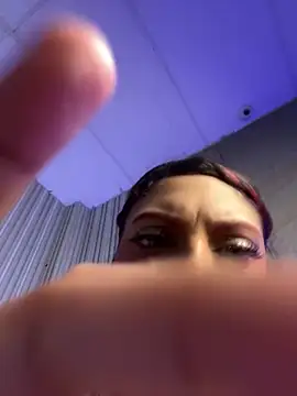 GiaRedd webcam