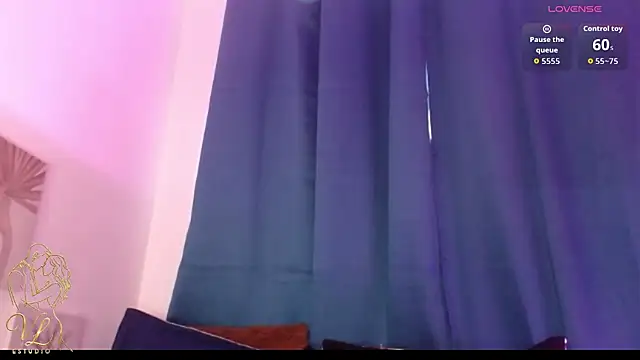 mariana_triana - MARIANA_TRIANA's free webcam - UK Sex Cams
