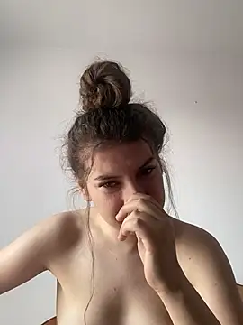 Eve_Lynnx webcam