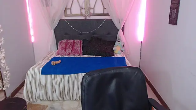 Alexx_levi webcam