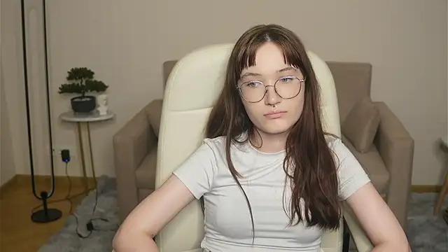 TashaSpeach webcam