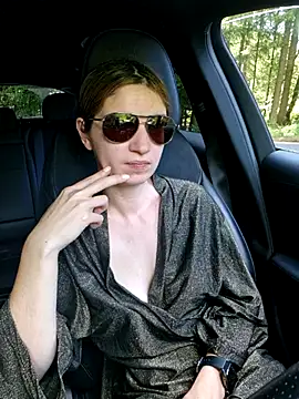 Mercedeswoman8 webcam