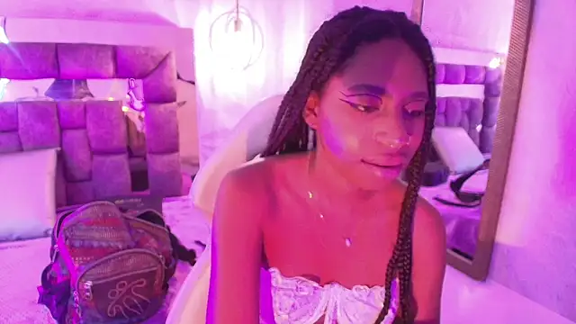 Queen_perla_ webcam