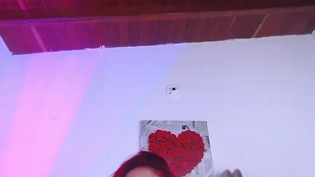 Amara_Red webcam