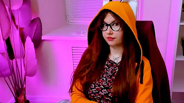 CarolGiggly webcam