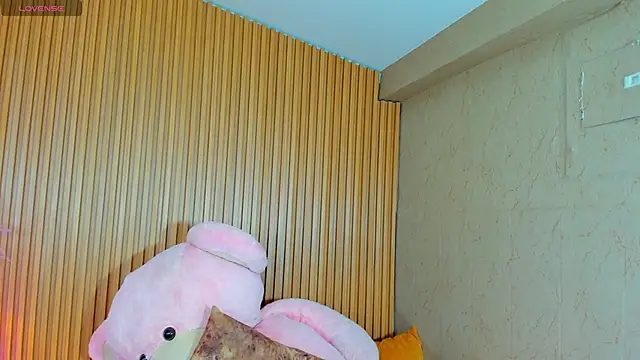 AlexiaAbbey webcam