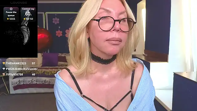 Wendy_Waves webcam
