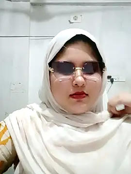 nusrat-n (F young) - Full nude