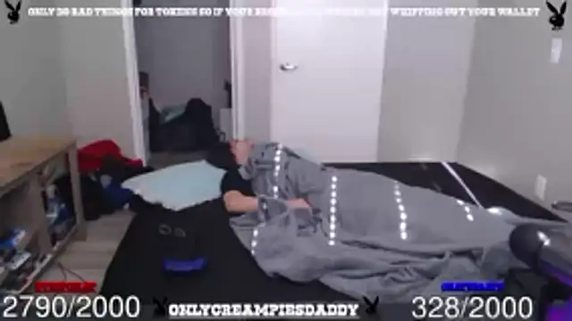 onlycreampiesdaddy webcam