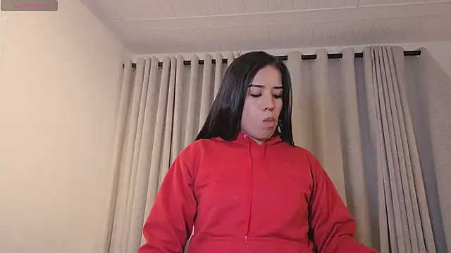 zoevg (T teen) - All naked+sensual dance