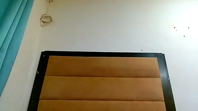 SpicyKittyxxx webcam