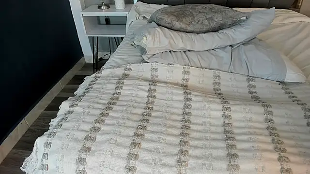 Charlie___Musk webcam