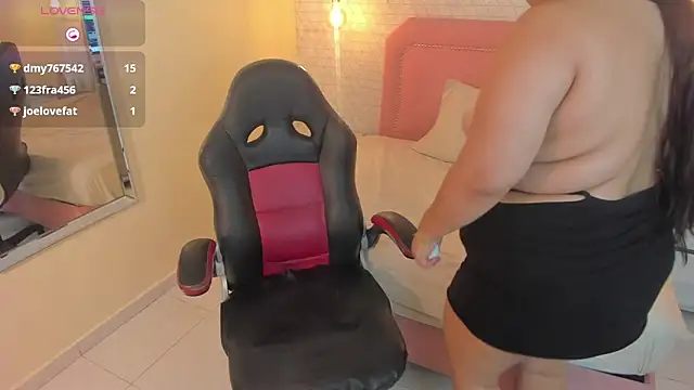 MEREDITHBENSON webcam